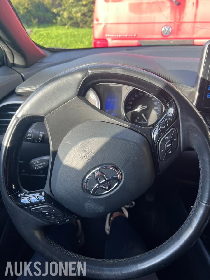 2018 Toyota C-HR 1,8i Hybrid Cruisekontroll S+V Dekk