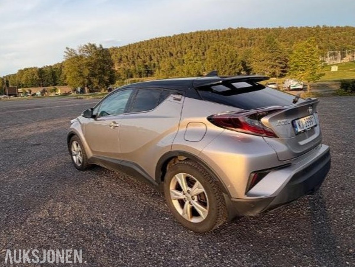 2018 Toyota C-HR 1,8i Hybrid Cruisekontroll S+V Dekk