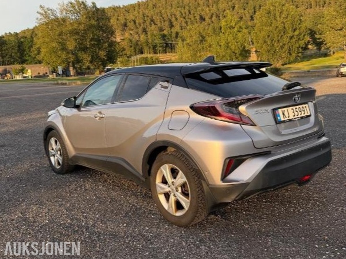 2018 Toyota C-HR 1,8i Hybrid Cruisekontroll S+V Dekk