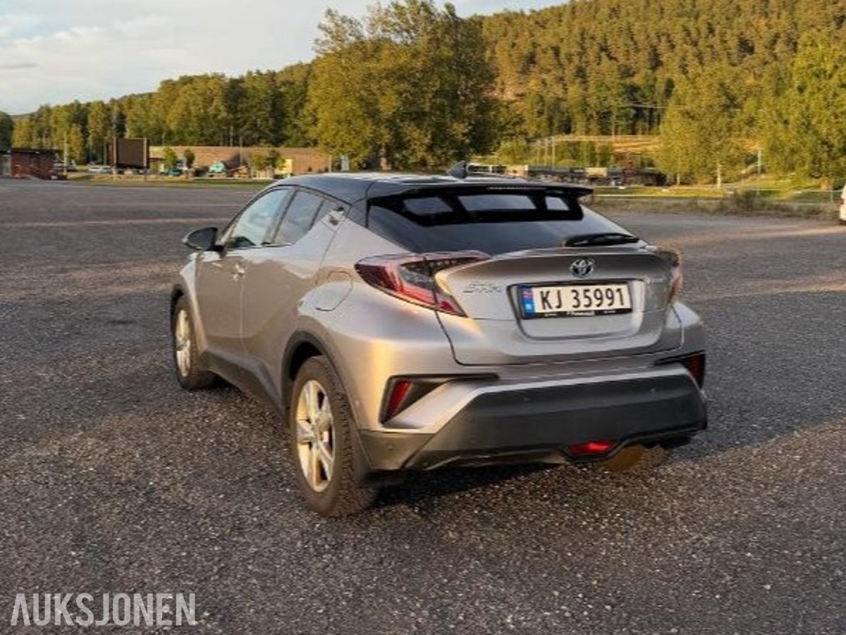2018 Toyota C-HR 1,8i Hybrid Cruisekontroll S+V Dekk