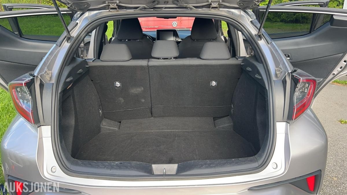 2018 Toyota C-HR 1,8i Hybrid Cruisekontroll S+V Dekk