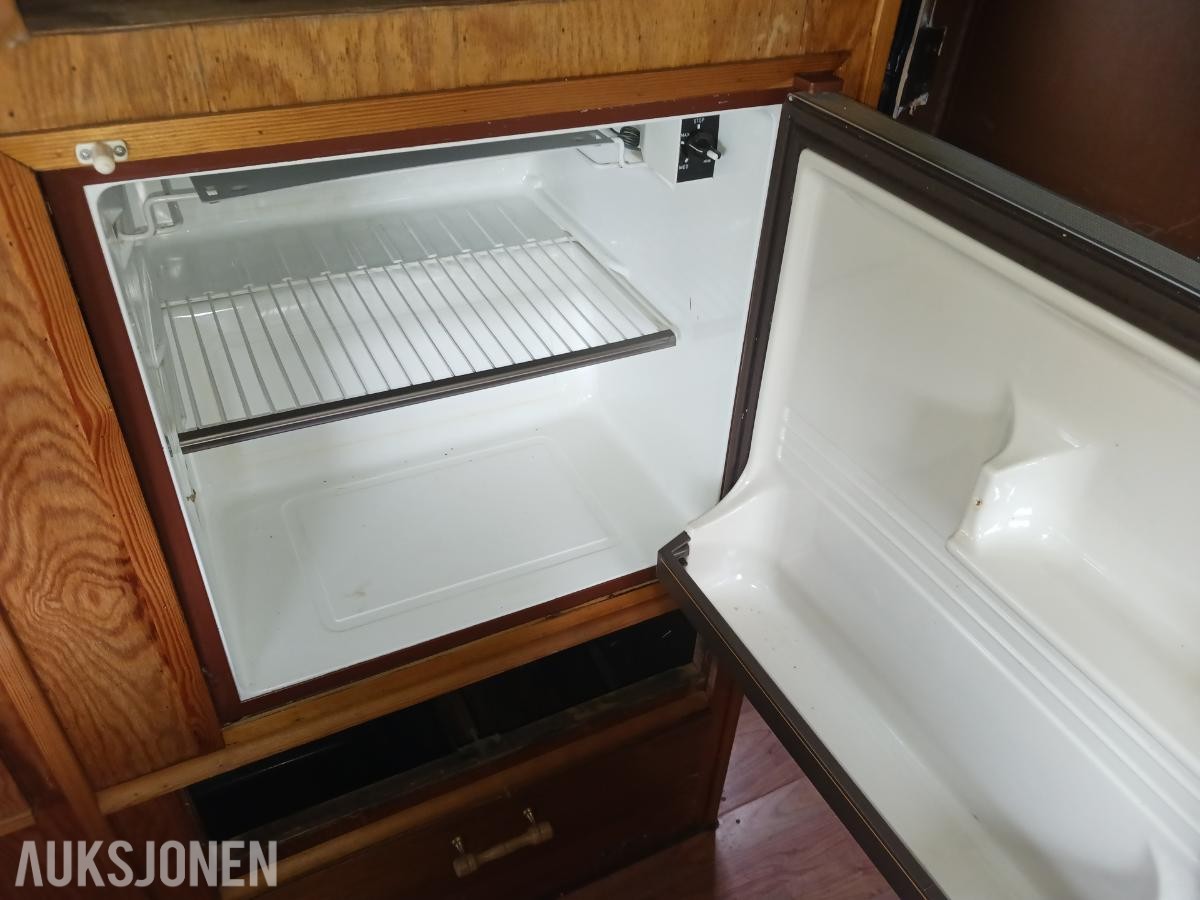 1977 Winnebago Campingbil V8