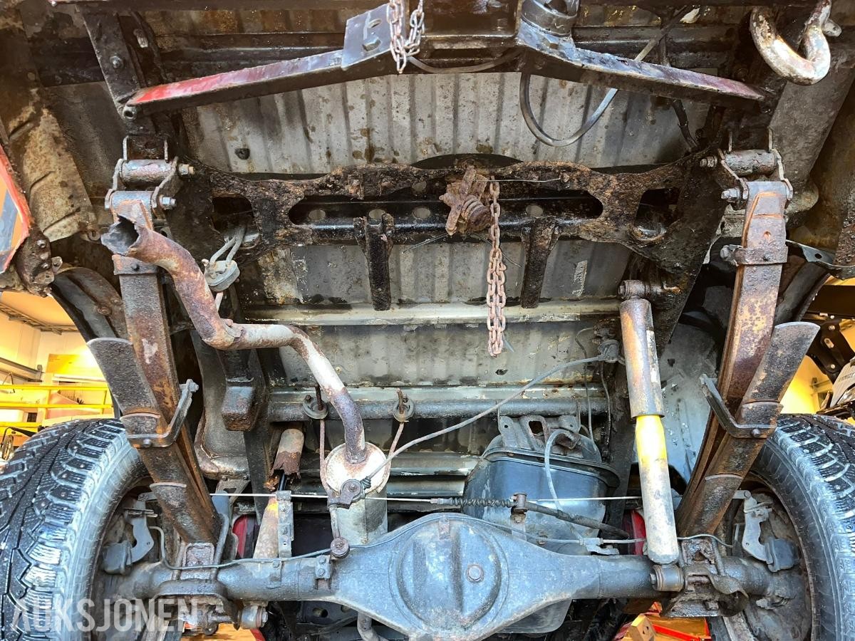 1992 Toyota HiLux 2.4 Diesel 83hk 4WD *INGEN MINSTEPRIS*