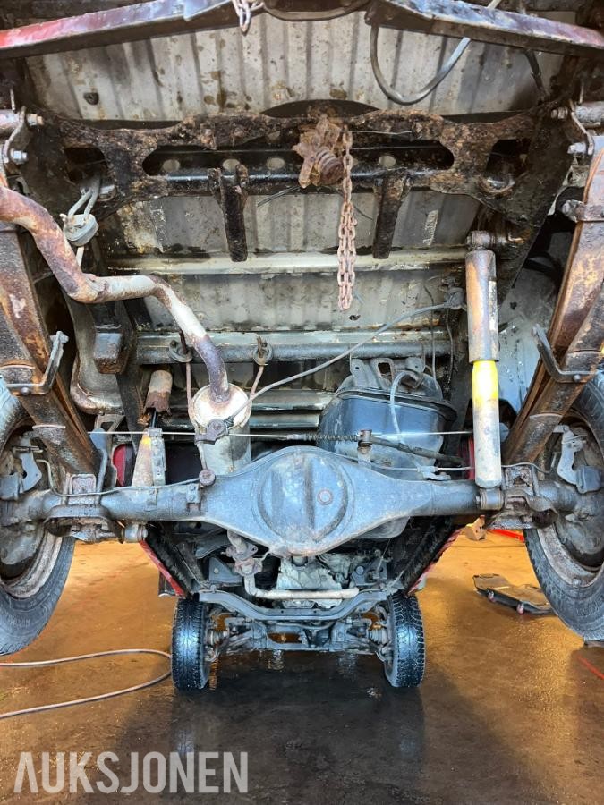 1992 Toyota HiLux 2.4 Diesel 83hk 4WD *INGEN MINSTEPRIS*