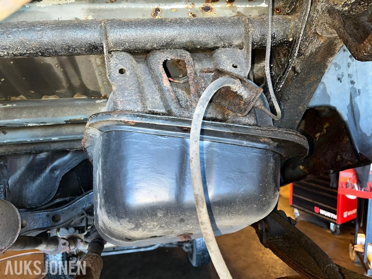 1992 Toyota HiLux 2.4 Diesel 83hk 4WD *INGEN MINSTEPRIS*
