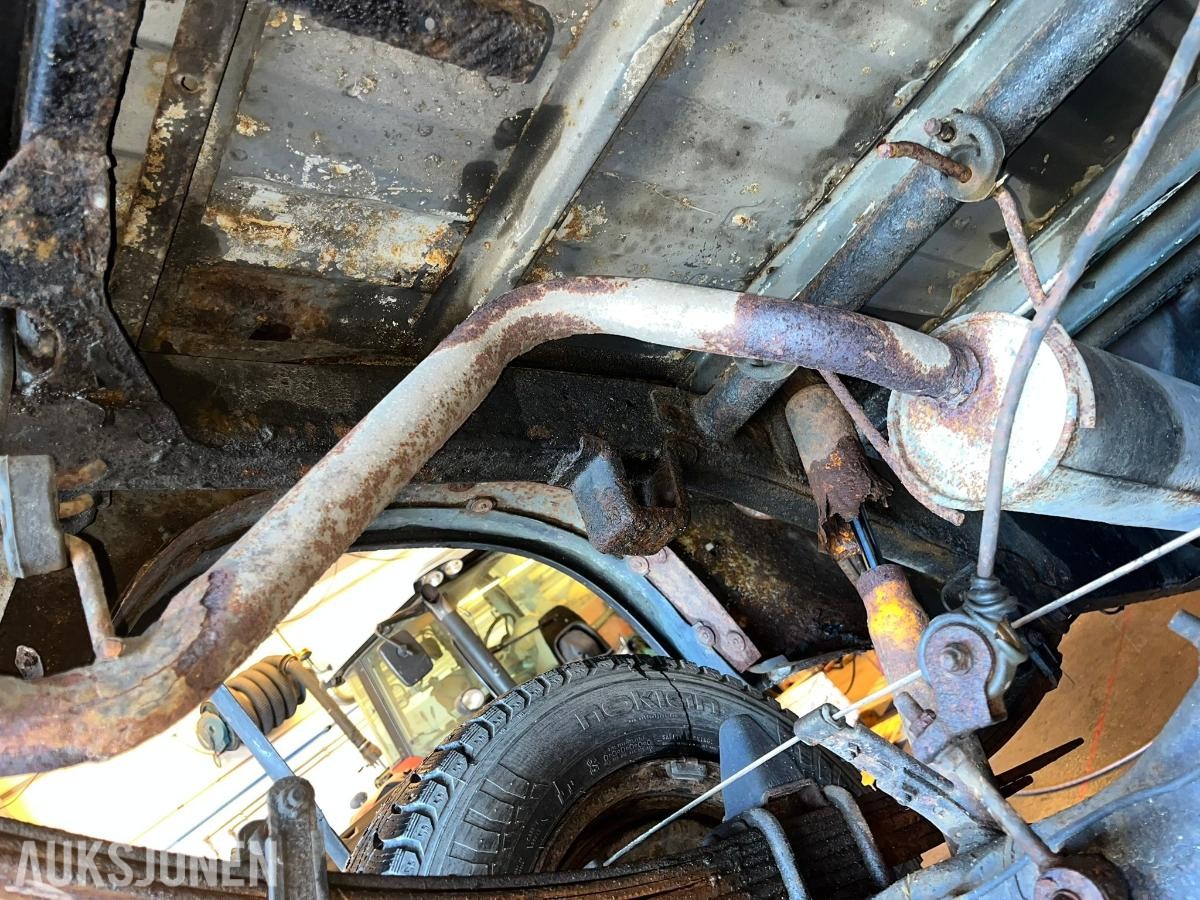 1992 Toyota HiLux 2.4 Diesel 83hk 4WD *INGEN MINSTEPRIS*