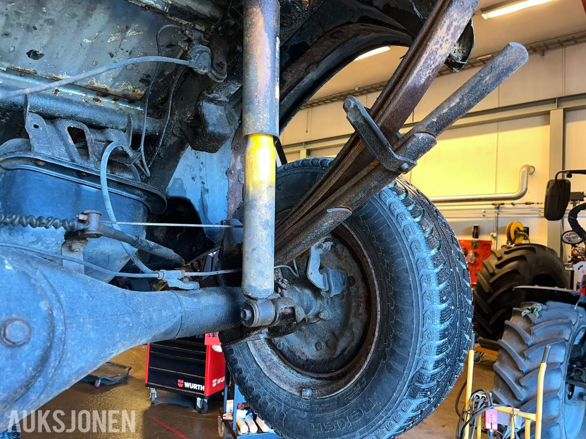 1992 Toyota HiLux 2.4 Diesel 83hk 4WD *INGEN MINSTEPRIS*