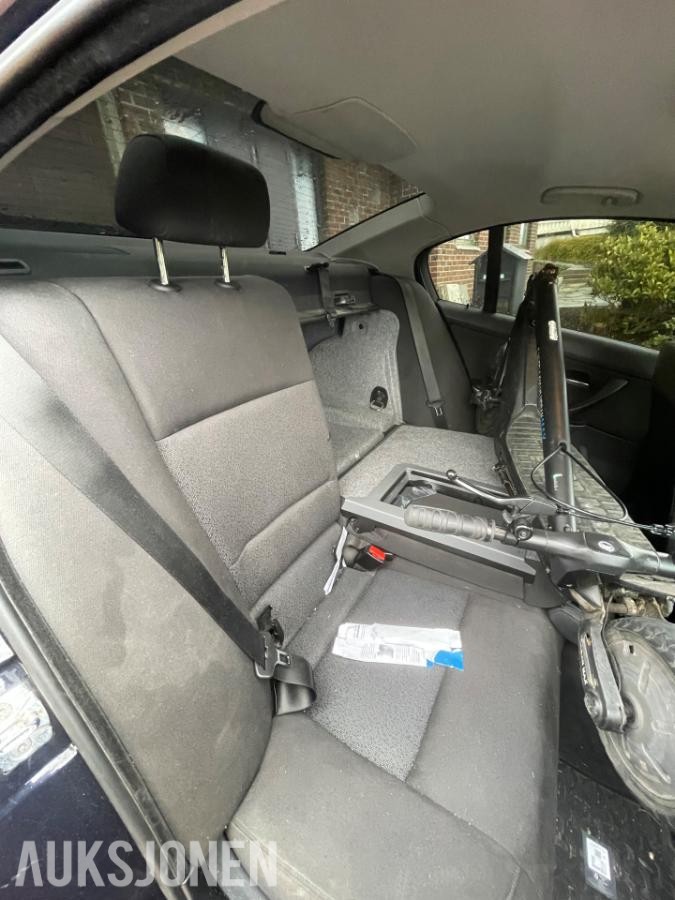 2006 BMW E90 316I 1.6 116HK CRUISEKONTROLL HENGERFESTE