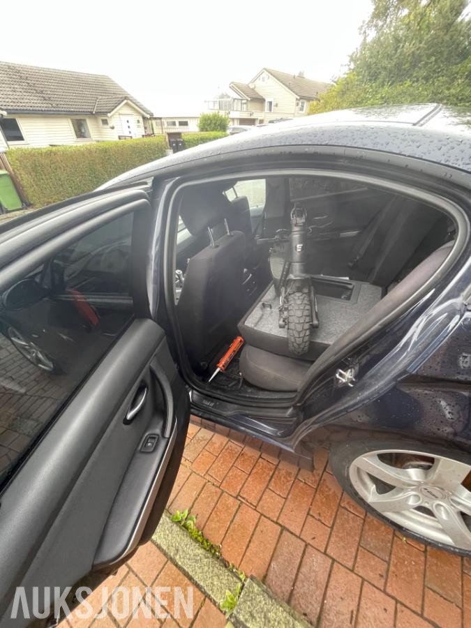 2006 BMW E90 316I 1.6 116HK CRUISEKONTROLL HENGERFESTE