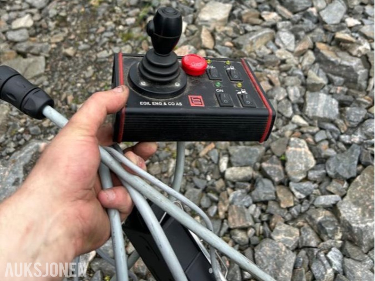 Komplett brøyteplate med hydraulikk