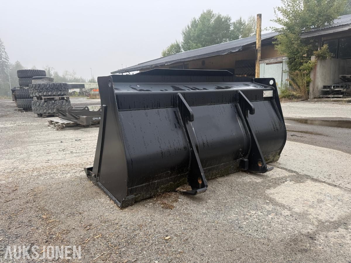 2023 JCB hjullasterskuff.