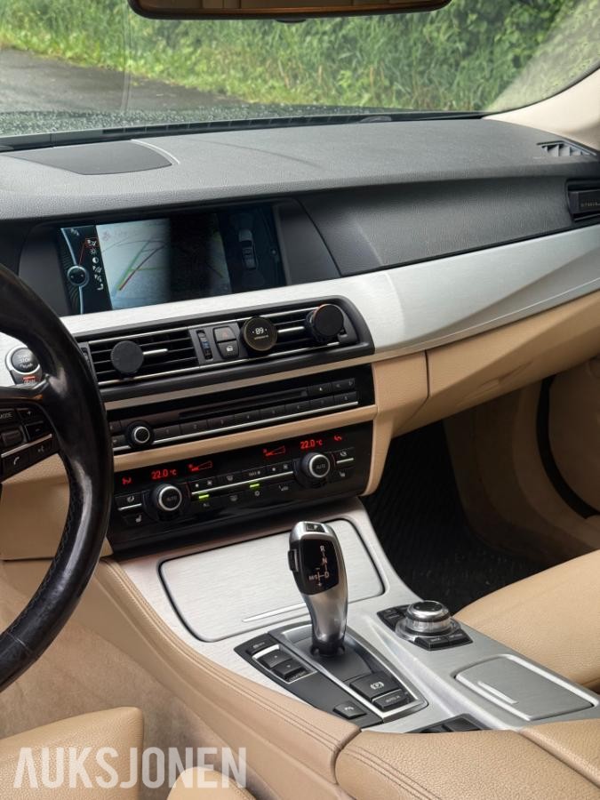 2011 BMW F11 520D 163hk Automat, Cruisekontroll, Hengerfeste