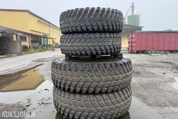 4 stk. Nokian TRI 2 dekk til John Deere 6830