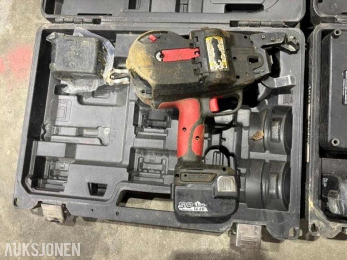2 stk. MAX bindemaskiner til armering