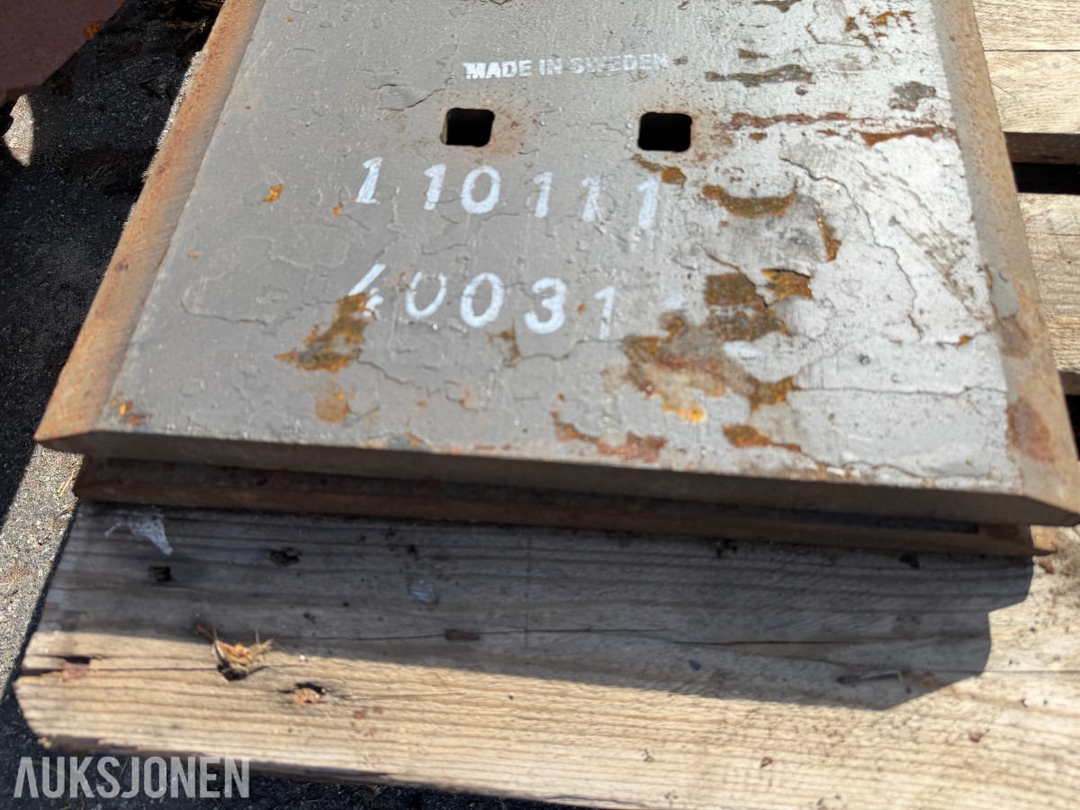 SLITESTÅL / SLITEPLATER – 650 X 390 X 25 MM – UBRUKT