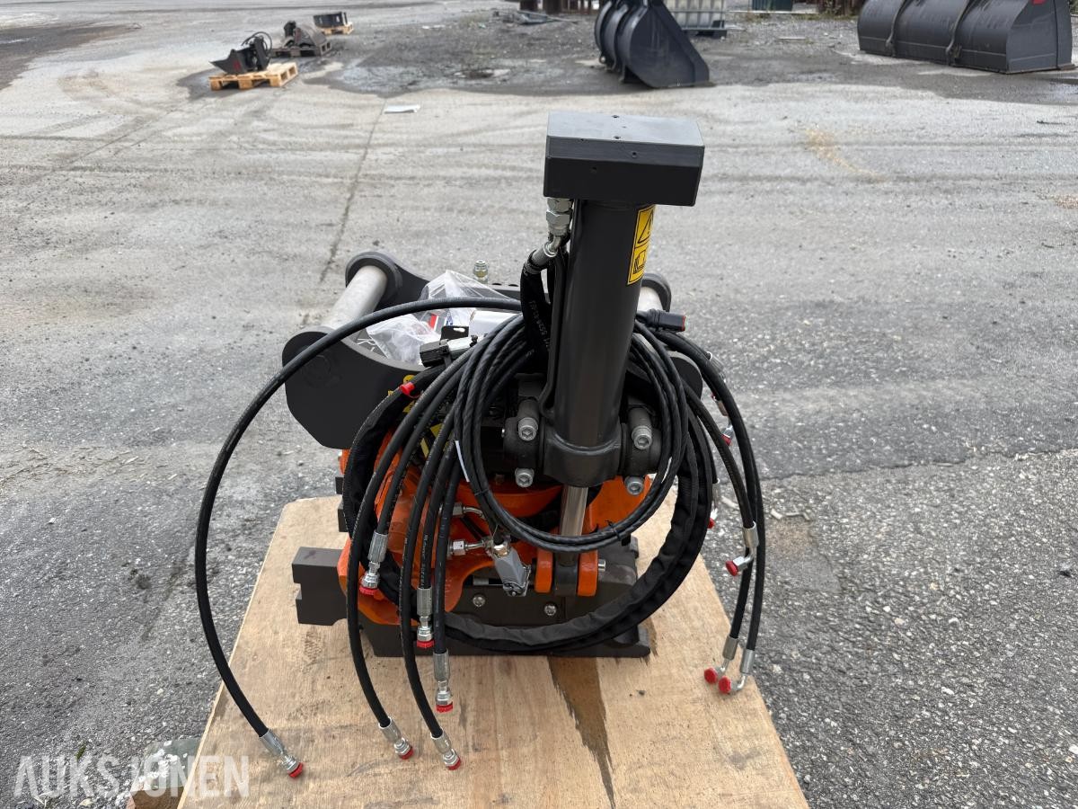 2021 SMP tiltrotator med S-50 feste - ubrukt.