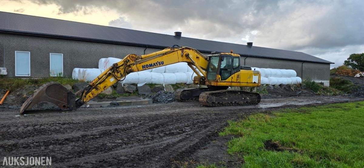 2002 Komatsu PC210LC-7