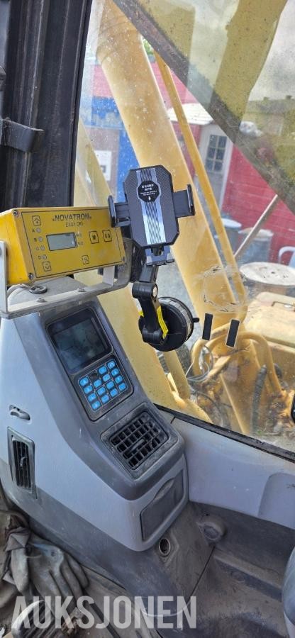 2002 Komatsu PC210LC-7