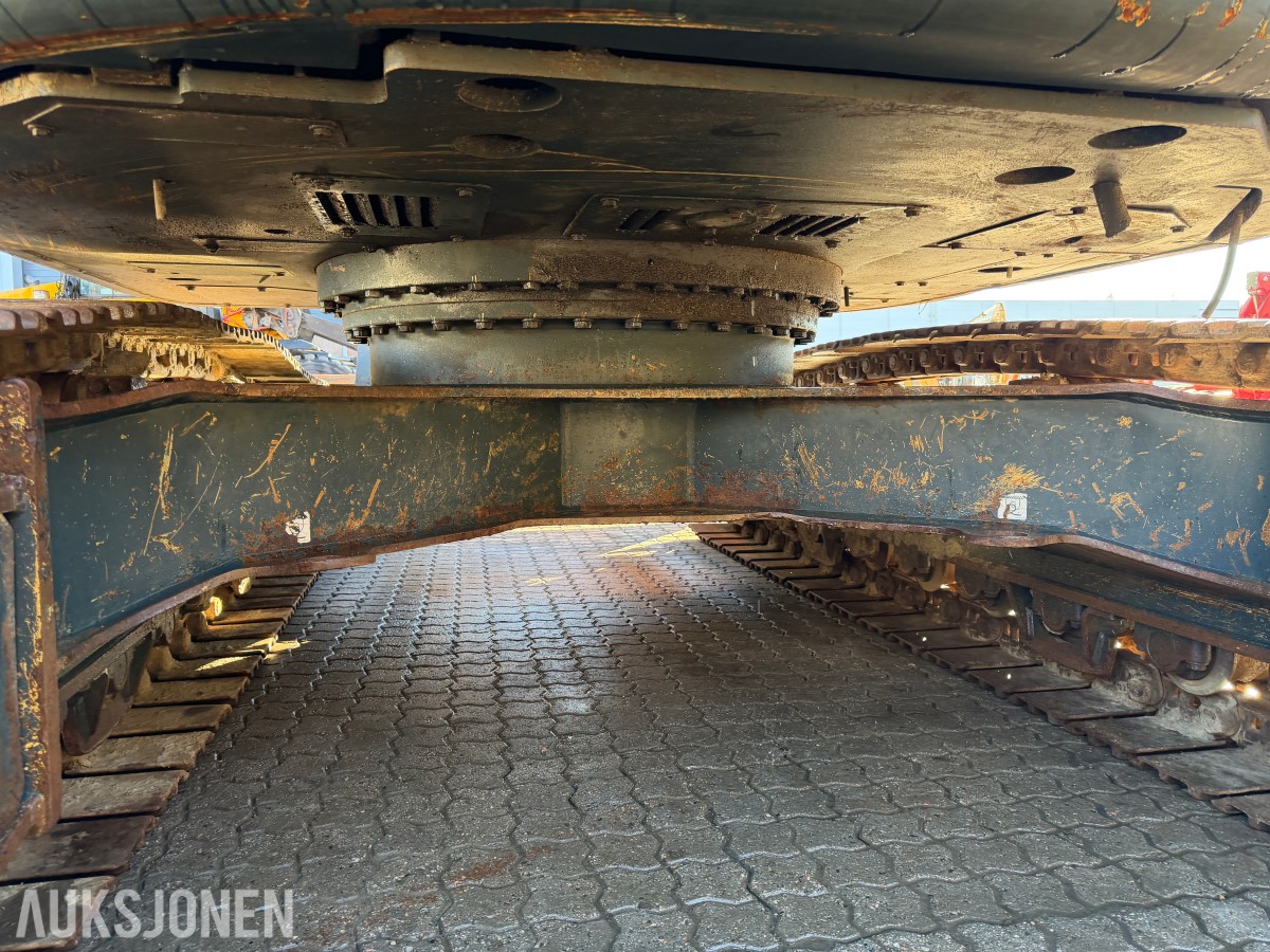 2018 Hyundai 235 LC-9A m/Doserblad 6463 t