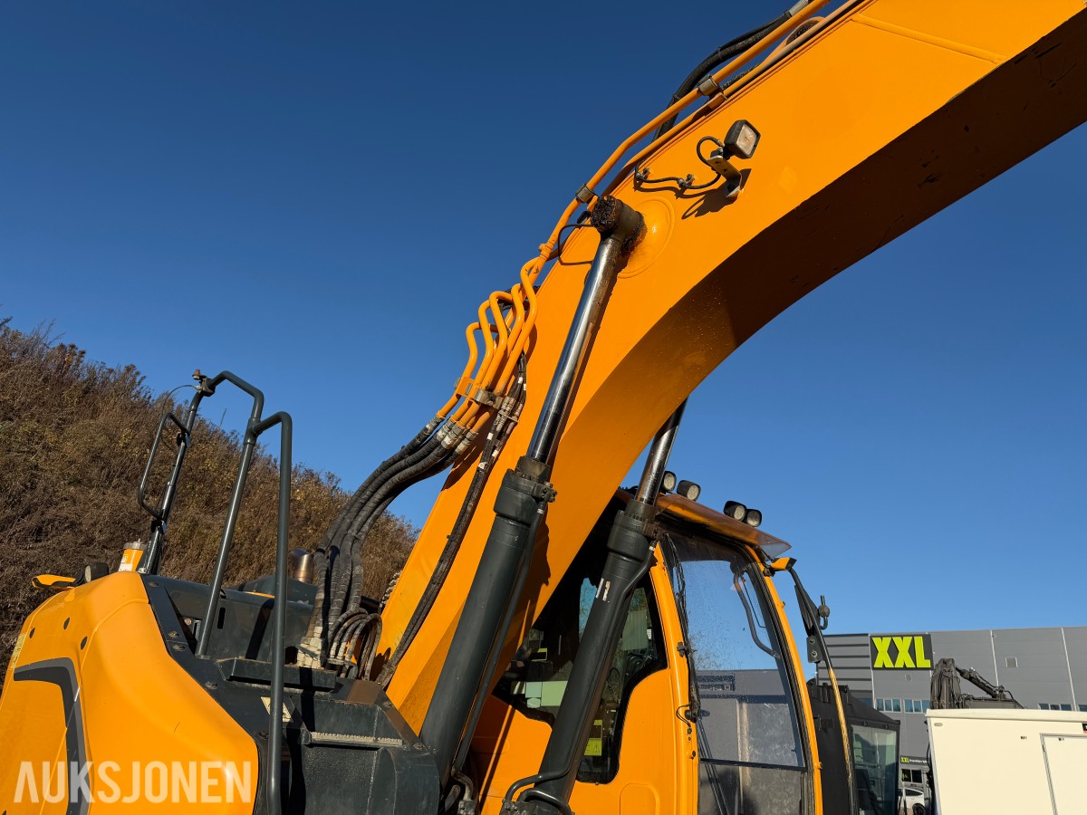 2018 Hyundai 235 LC-9A m/Doserblad 6463 t