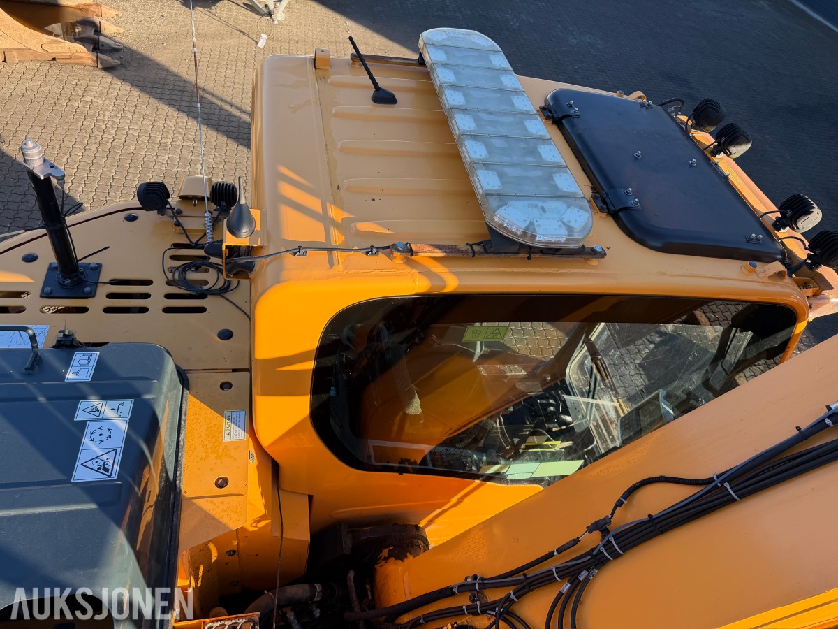 2018 Hyundai 235 LC-9A m/Doserblad 6463 t