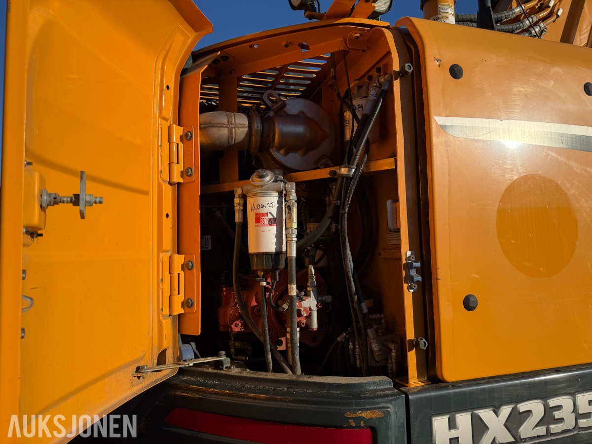 2018 Hyundai 235 LC-9A m/Doserblad 6463 t