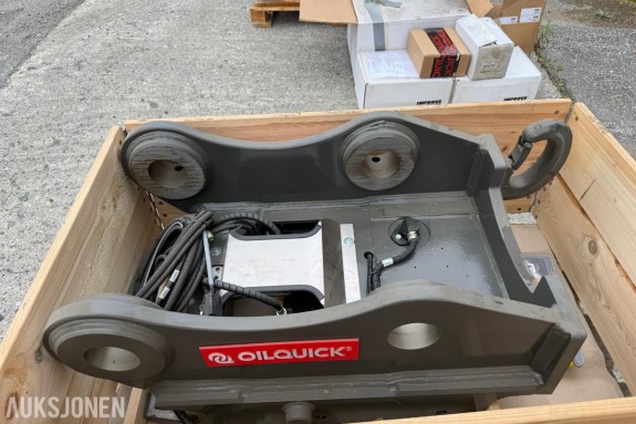 OilQuick OQ80 hydraulisk hurtigfeste med kontrollsystem – ubrukt