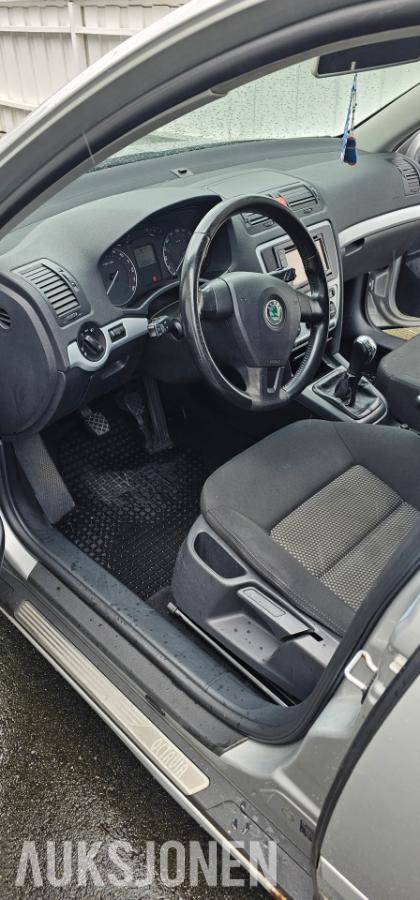 2008 Skoda Octavia 1.9 105hk Manuell 200 625 km
