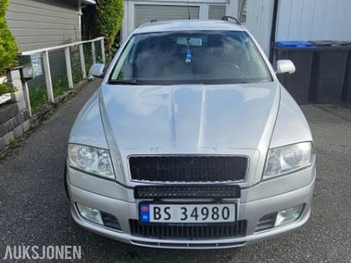 2008 Skoda Octavia 1.9 105hk Manuell 200 625 km