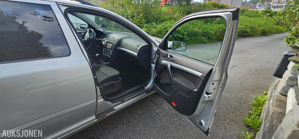 2008 Skoda Octavia 1.9 105hk Manuell 200 625 km
