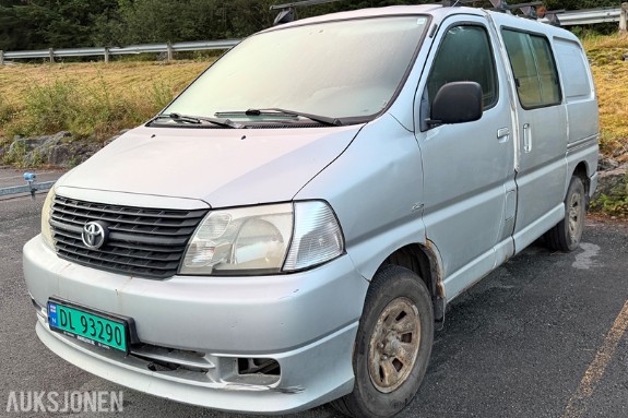 2008 Toyota HiAce 2.5 Diesel 117hk 4WD Selges med mangellapp
