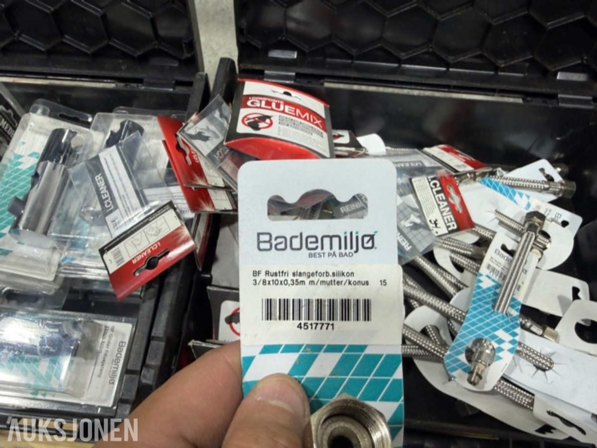 Stort parti baderomstilbehør – Smedbo, Bademiljø og Tiger