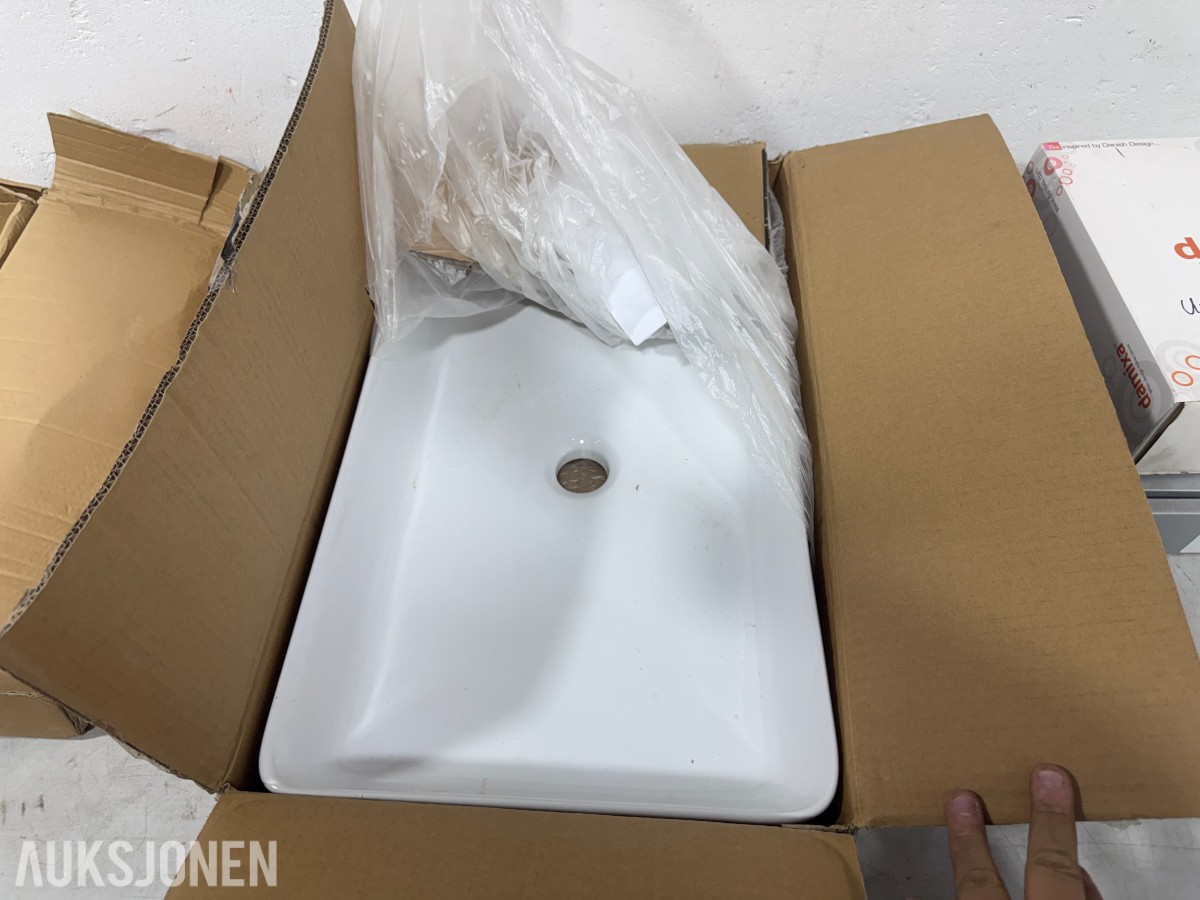 Parti Baderomsutstyr – Geberit, VikingBad, Hansgrohe, Damixa, Blanco og Esbada