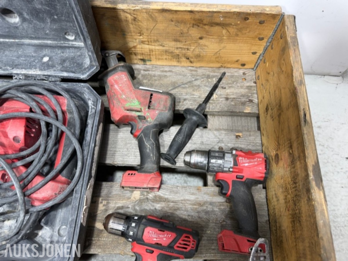 Parti Milwaukee elektroverktøy – M18/M12, bor-/skrutrekkere, slagskrutrekker, tigersag og ladere
