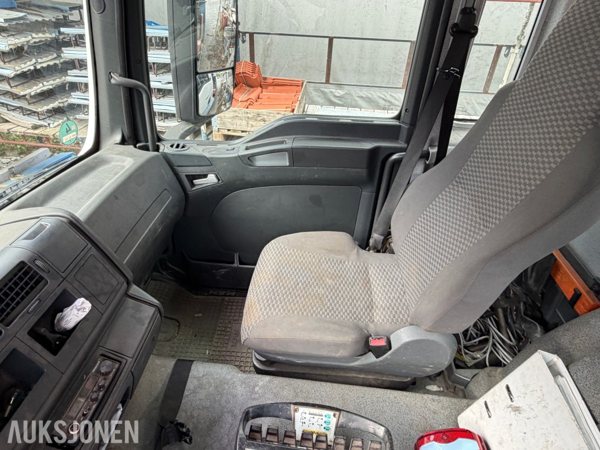 2008 MAN TGA 41.480 8X6 BB kranbil med Palfinger PK72002