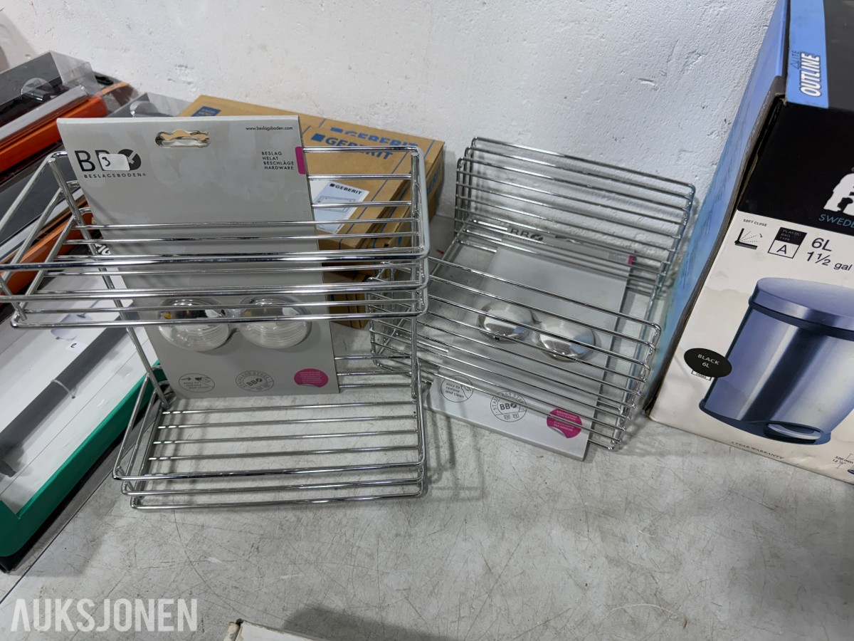Parti baderomsutstyr – Geberit, Smedbo, Tiger, Tapwell og Vaillant