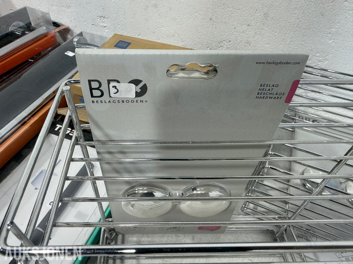 Parti baderomsutstyr – Geberit, Smedbo, Tiger, Tapwell og Vaillant