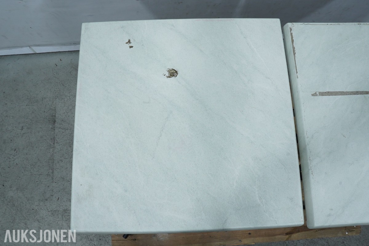 6 StableTable bord og 6 krakker
