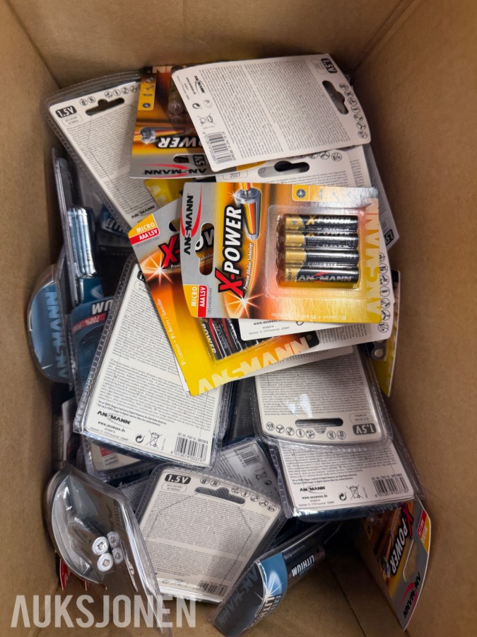 ANSMANN batteripakke – 90 sett Selger 90 sett med ANSMANN-batterier samlet.