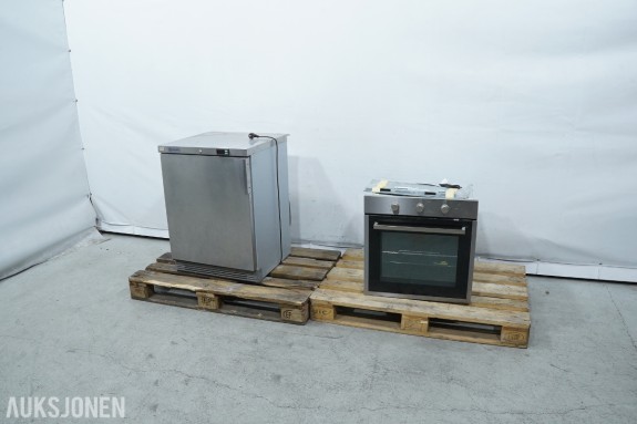 Electrolux Professional fryseskap og IKEA UTRUSTA innbyggingsovn