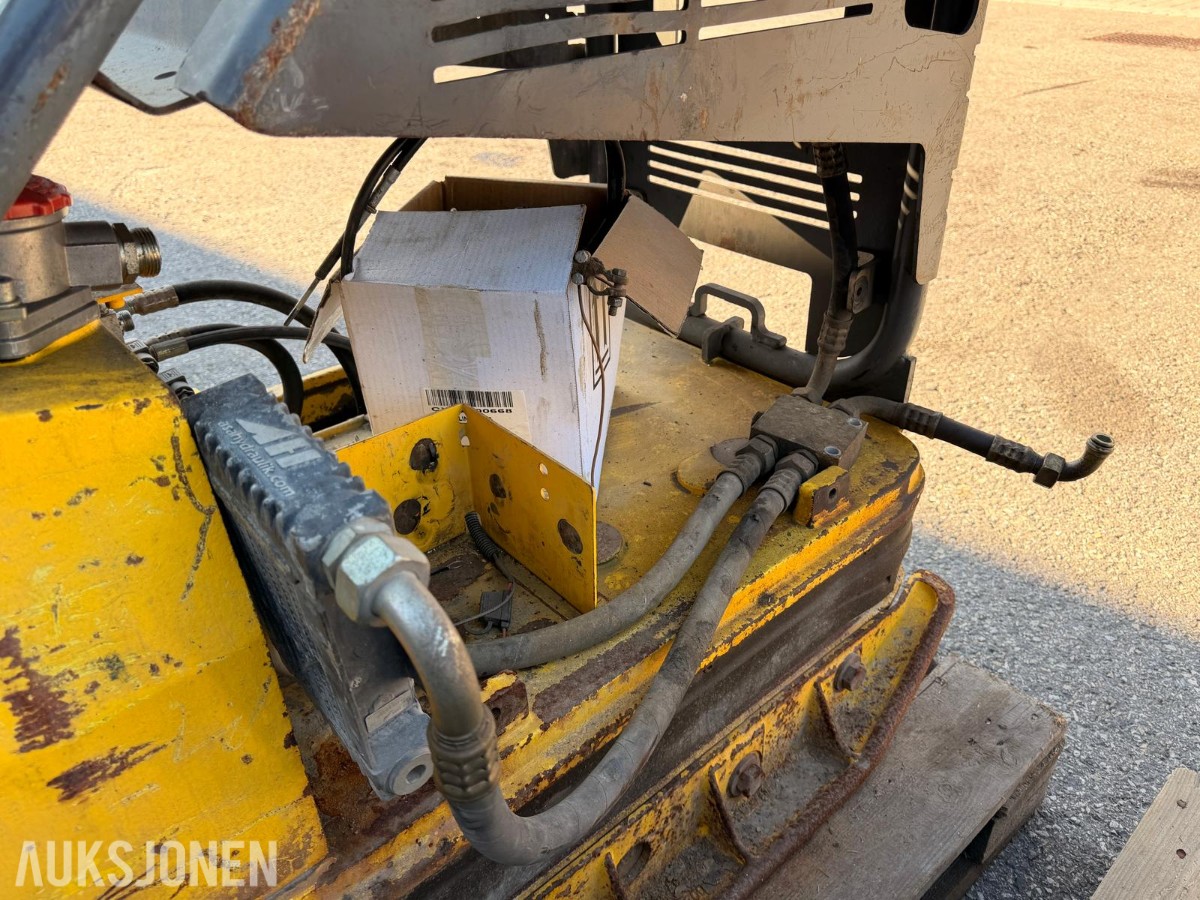 2009 Wacker Neuson DPU 100-70 Vibroplate – rep.objekt
