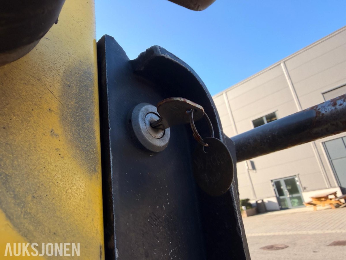 2009 Wacker Neuson DPU 100-70 Vibroplate – rep.objekt