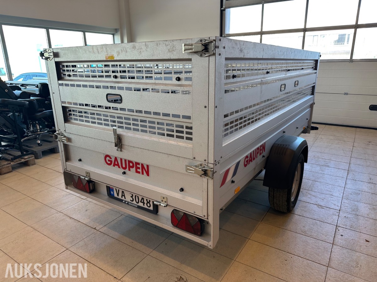 2025 Gaupen varehenger m/høye karmer