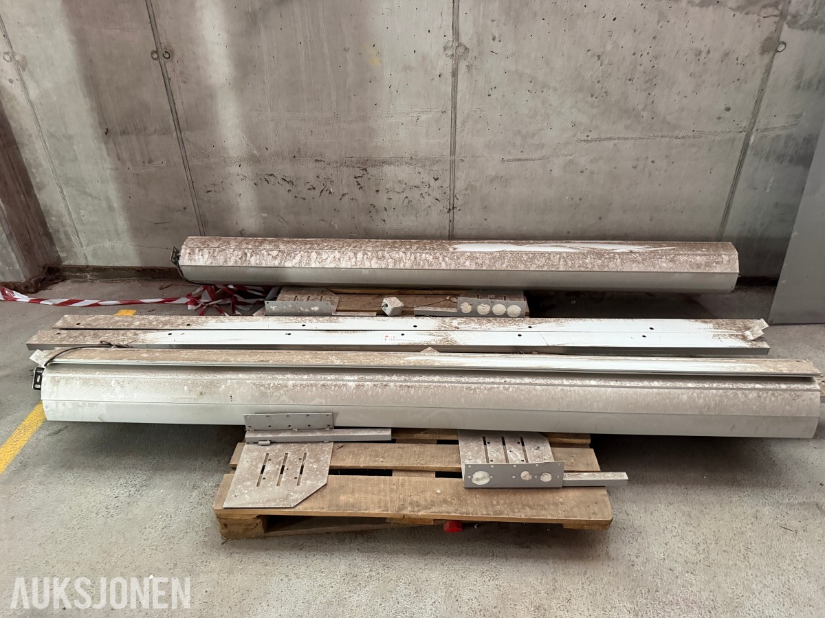 Rulleport Elektrisk / Aluminium / Ca. B260 x H307