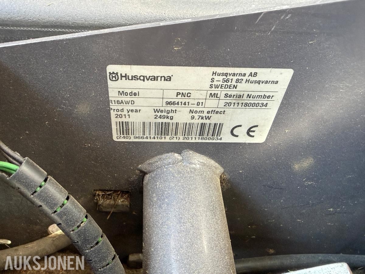 2011 Husqvarna R18AWD sitteklipper