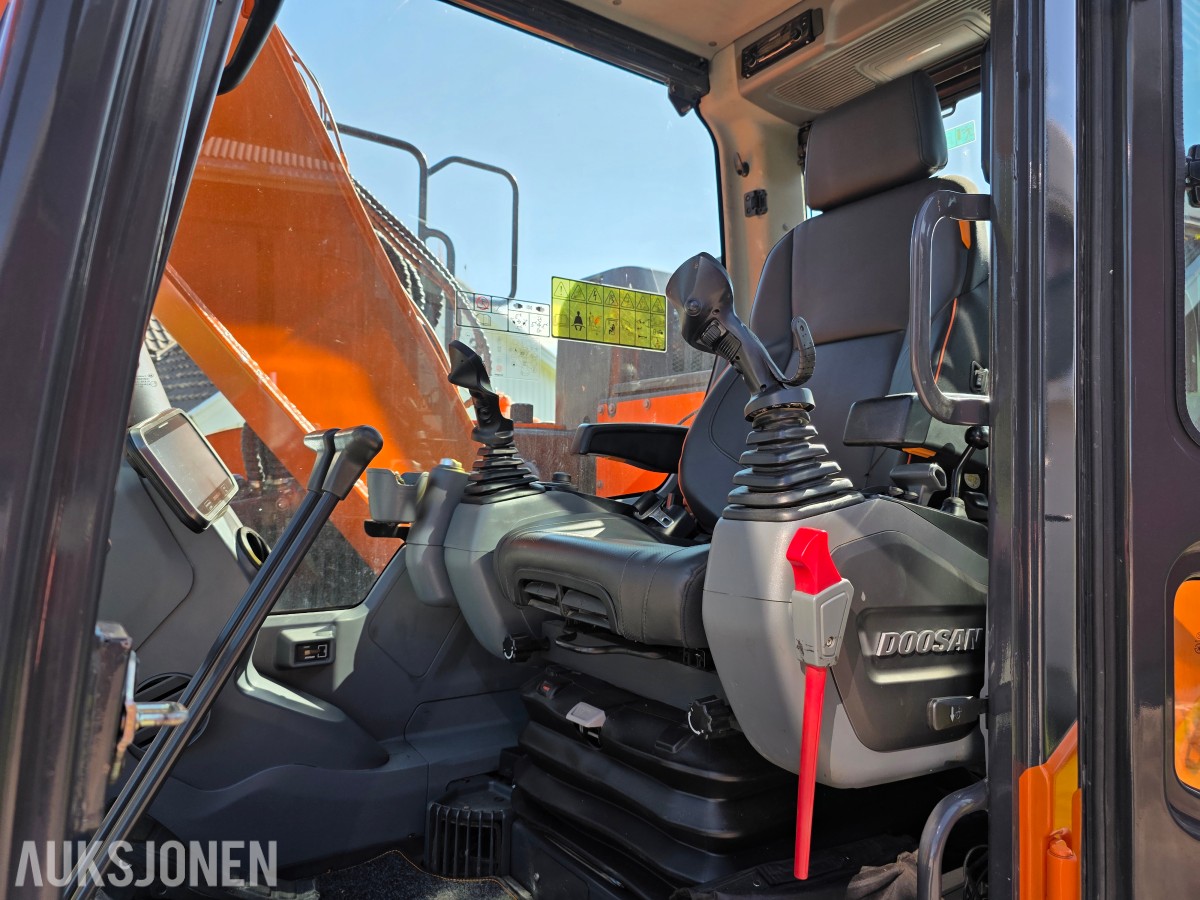 2022 Doosan DX140LCR-7 beltegraver 3235 timer-Engcon tiltrotator-sentralsmøring-gullavtale