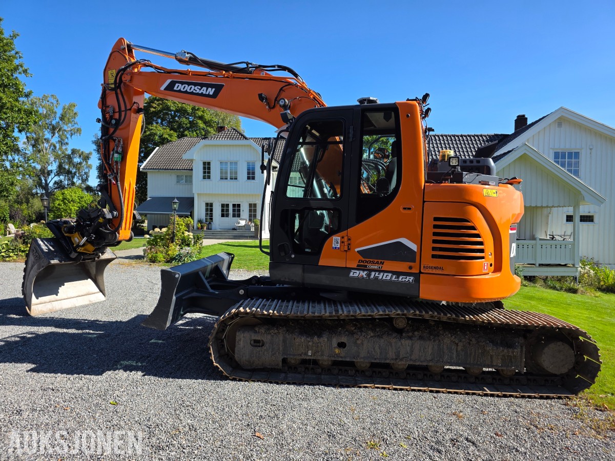 2022 Doosan DX140LCR-7 beltegraver 3235 timer-Engcon tiltrotator-sentralsmøring-gullavtale
