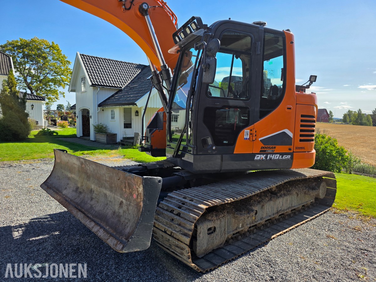 2022 Doosan DX140LCR-7 beltegraver 3235 timer-Engcon tiltrotator-sentralsmøring-gullavtale