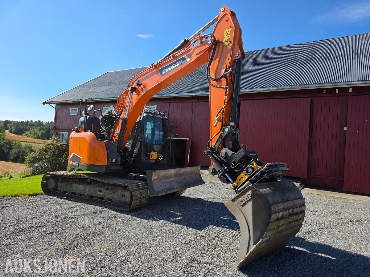 2022 Doosan DX140LCR-7 beltegraver 3235 timer-Engcon tiltrotator-sentralsmøring-gullavtale