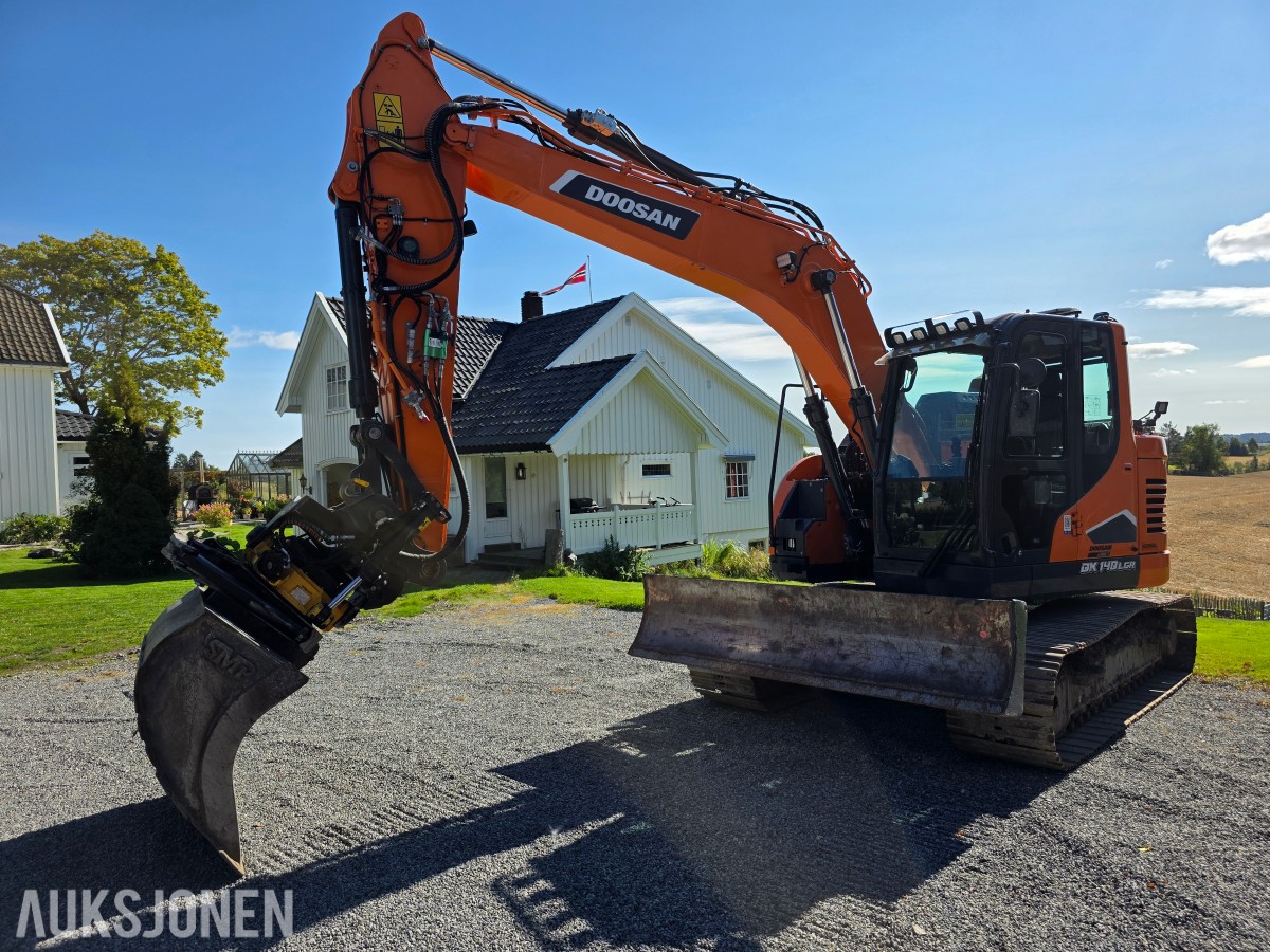 2022 Doosan DX140LCR-7 beltegraver 3235 timer-Engcon tiltrotator-sentralsmøring-gullavtale